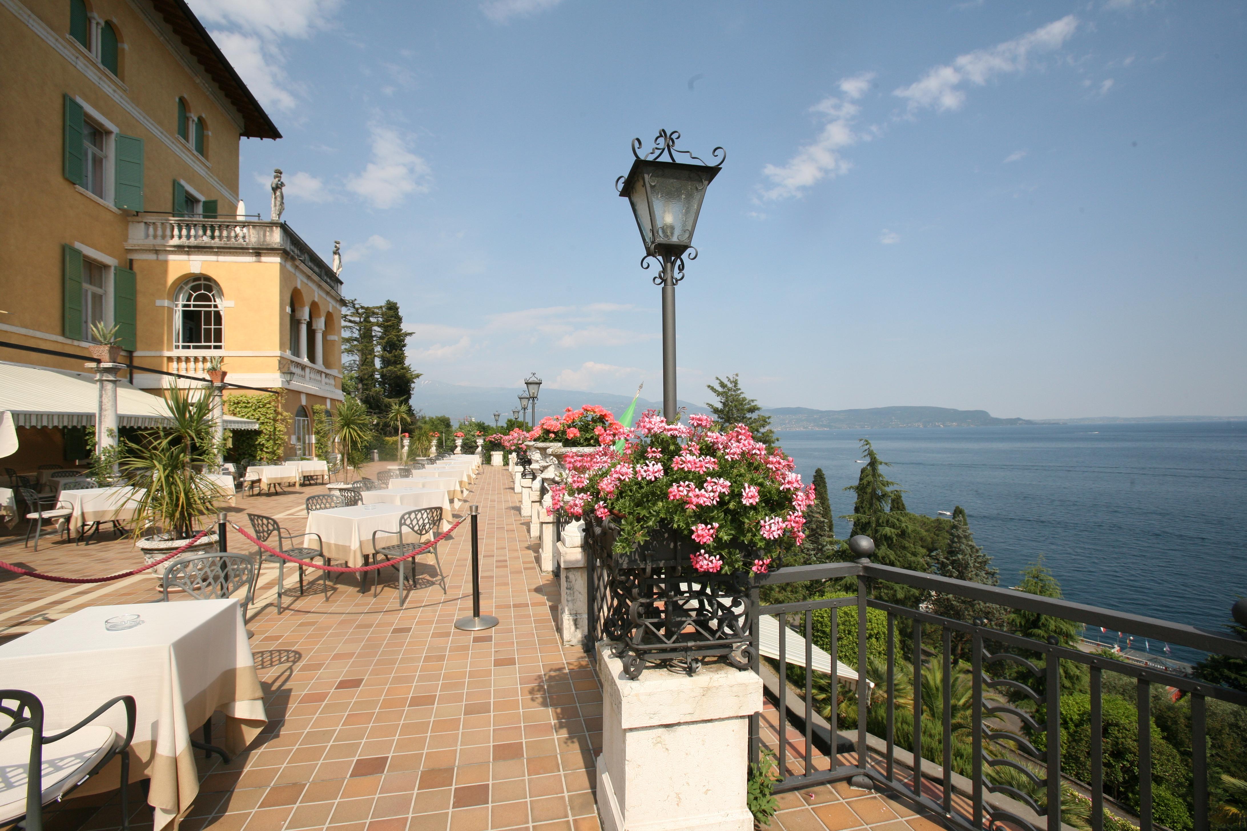 Hotel Villa Del Sogno Gardone Riviera Exterior foto